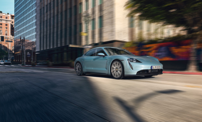 porsche-adds-the-all-electric-taycan-to-its-subscription-program