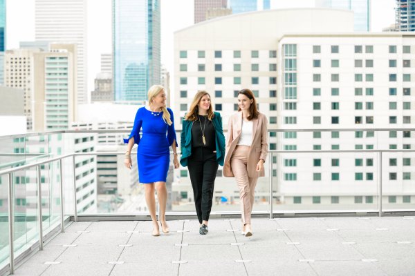 The Artemis Fund focuses on women founders in underserved communities